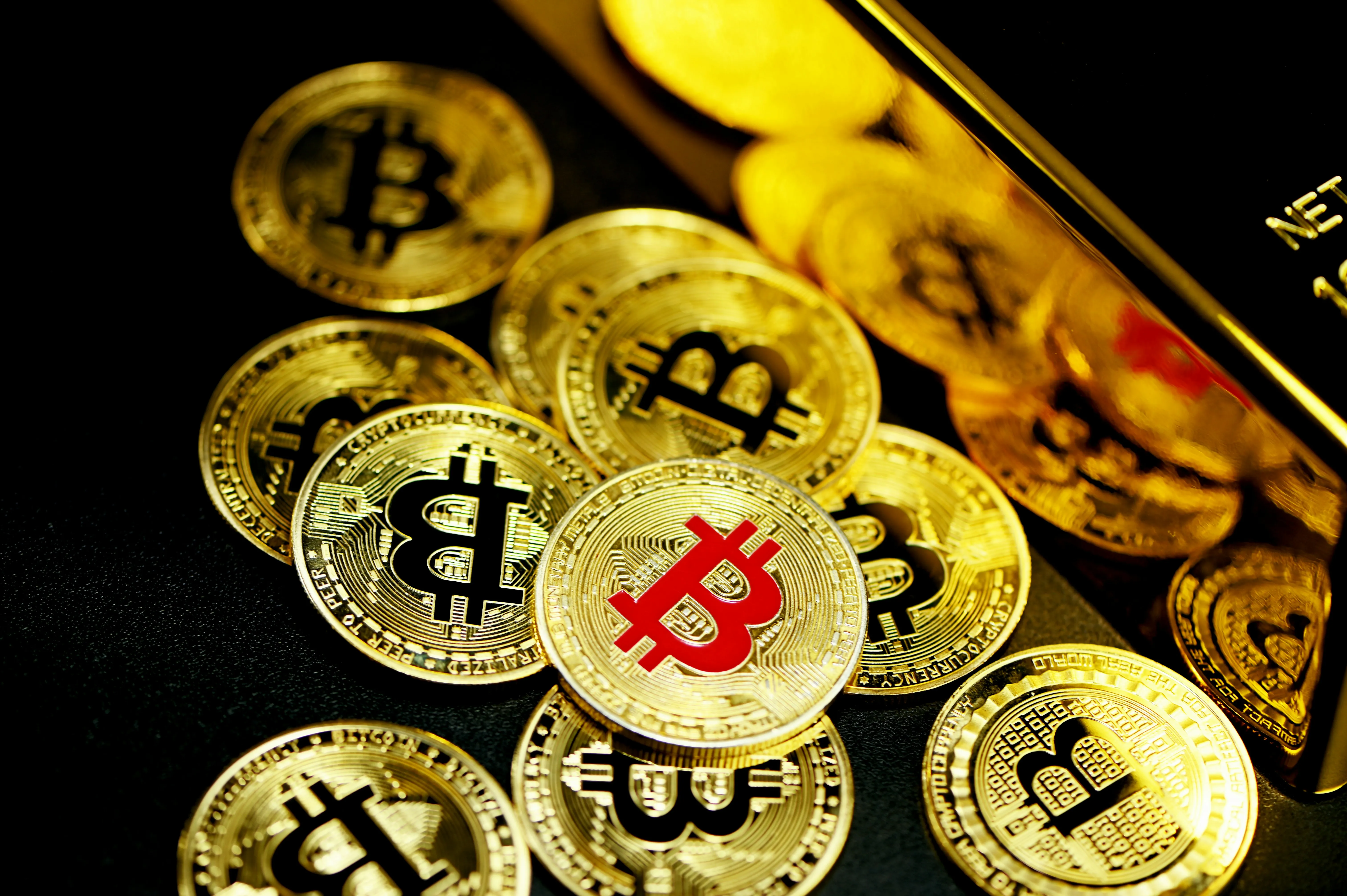 Hình ảnh minh họa dịch vụ hỗ trợ khách hàng 24/7 của Kubet com vn Ku Casino